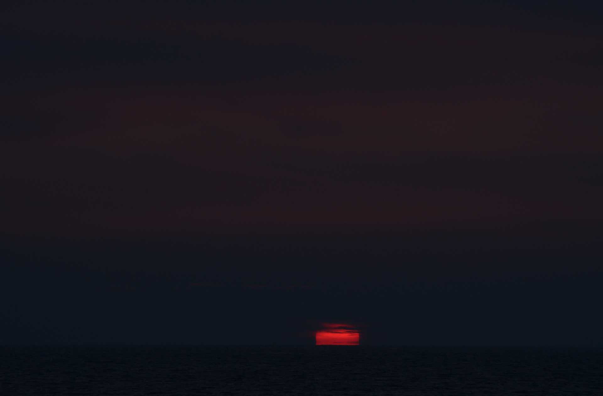 Perchè ad Ostia si vede l''alba sul mare?